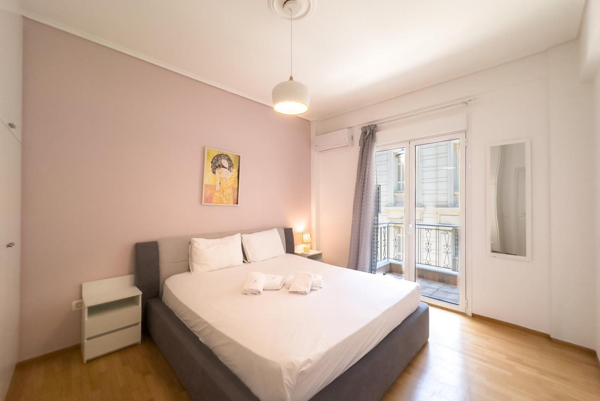 Urban Comfort Apt Near Downtown Athena Bagian luar foto