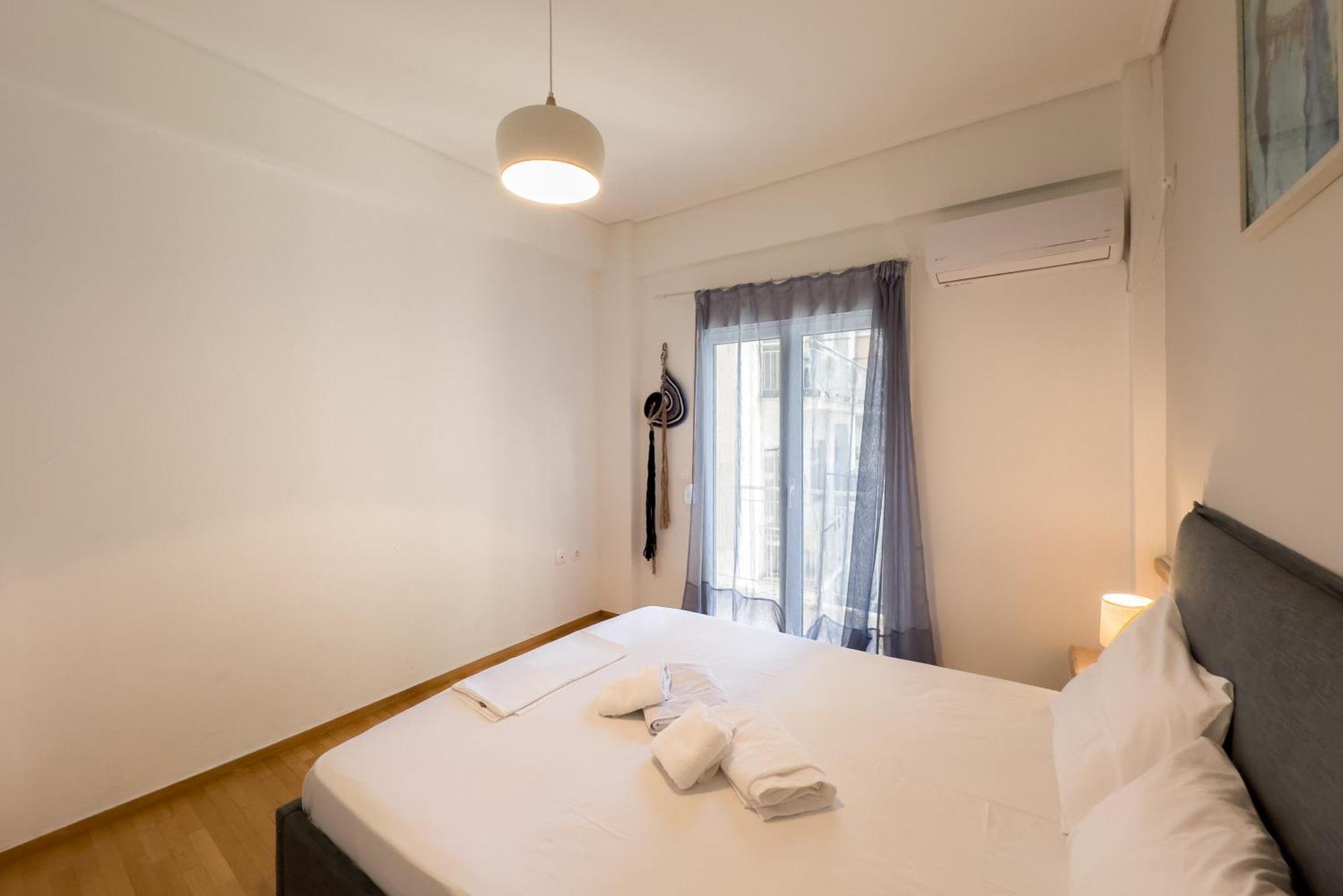 Urban Comfort Apt Near Downtown Athena Bagian luar foto