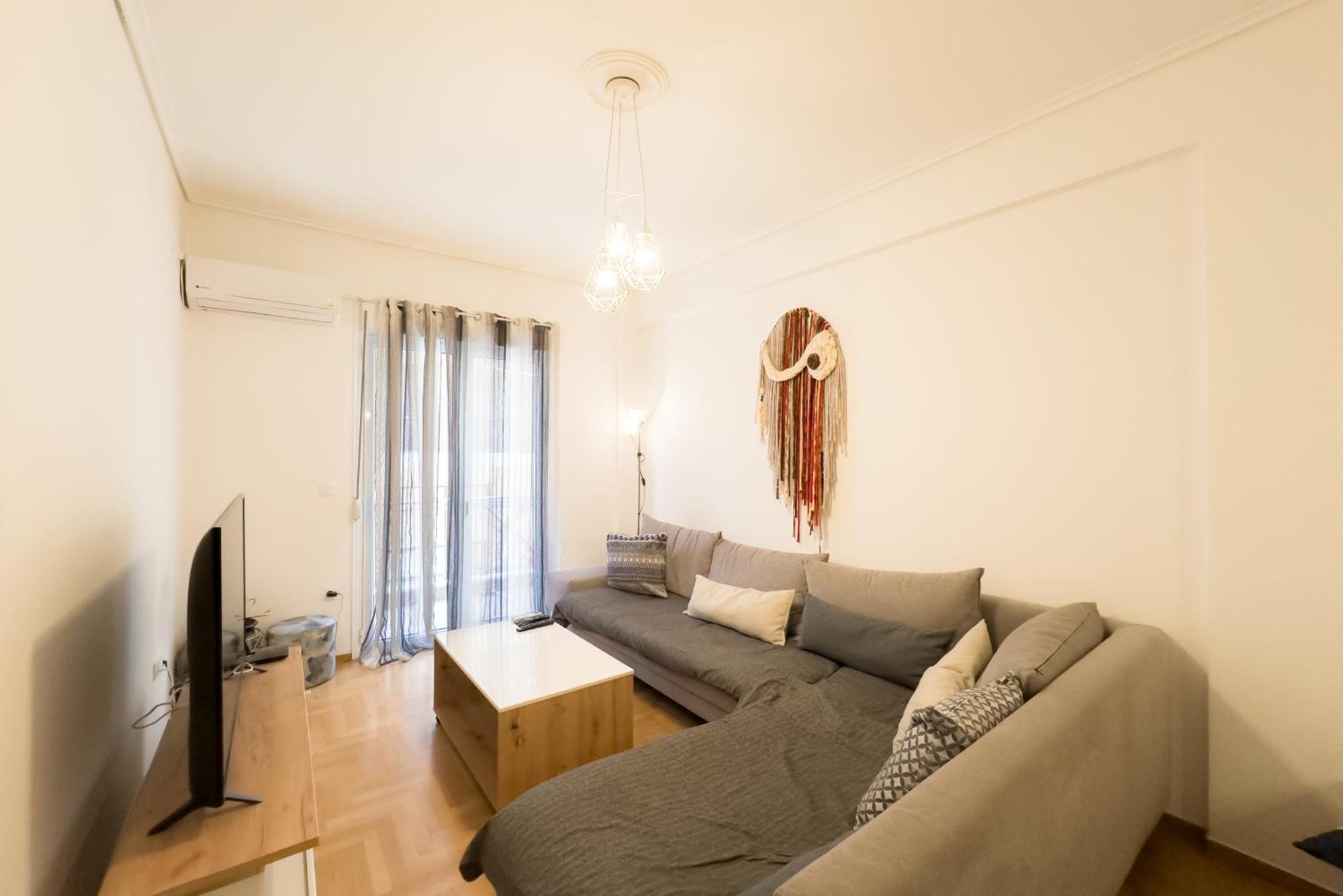 Urban Comfort Apt Near Downtown Athena Bagian luar foto