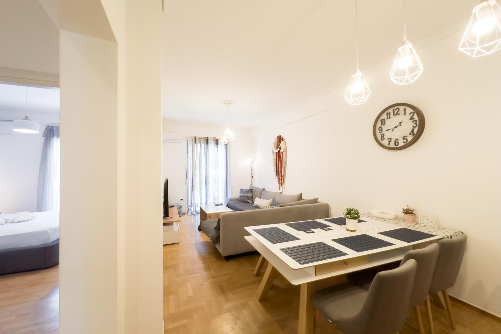 Urban Comfort Apt Near Downtown Athena Bagian luar foto