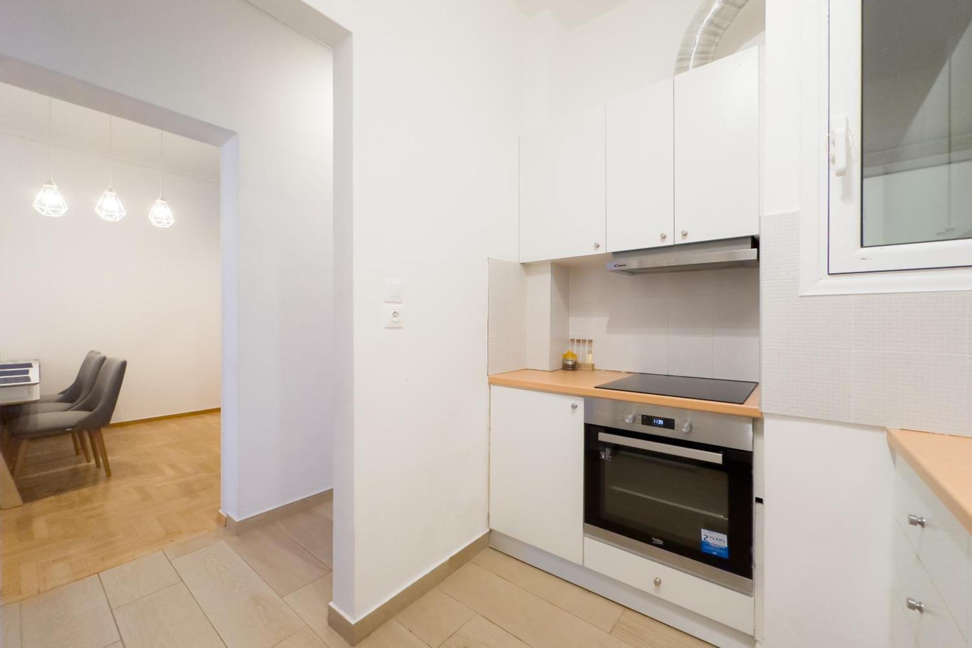 Urban Comfort Apt Near Downtown Athena Bagian luar foto