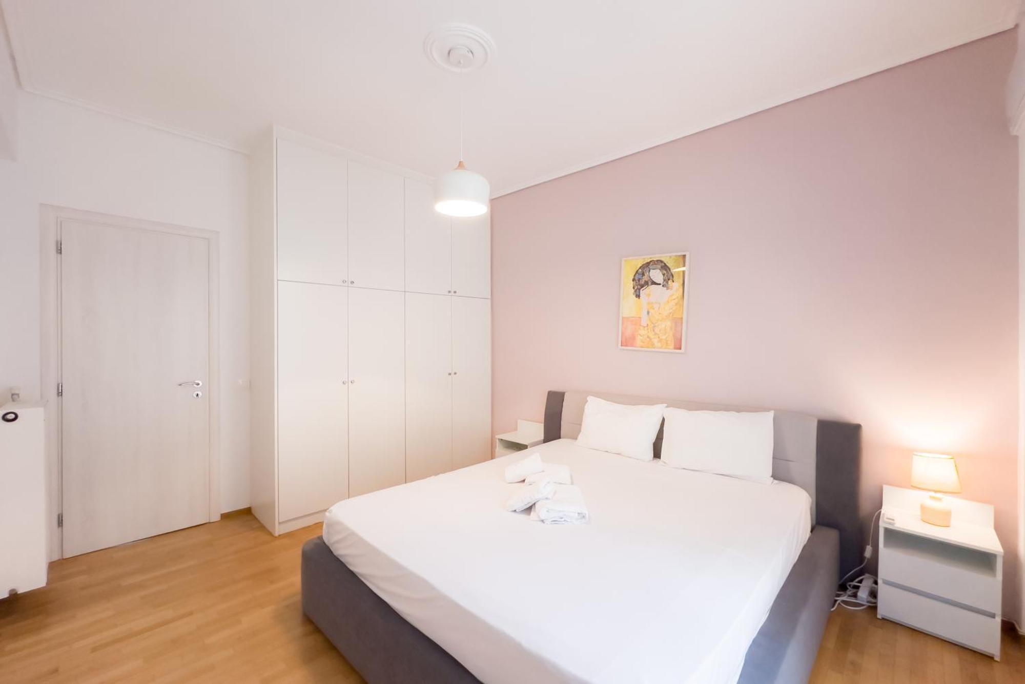 Urban Comfort Apt Near Downtown Athena Bagian luar foto